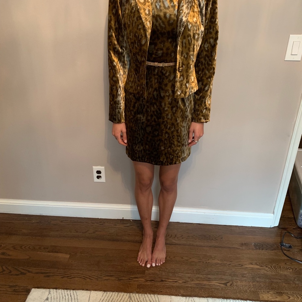 Cynthia Rawley 2 piece print dress suit